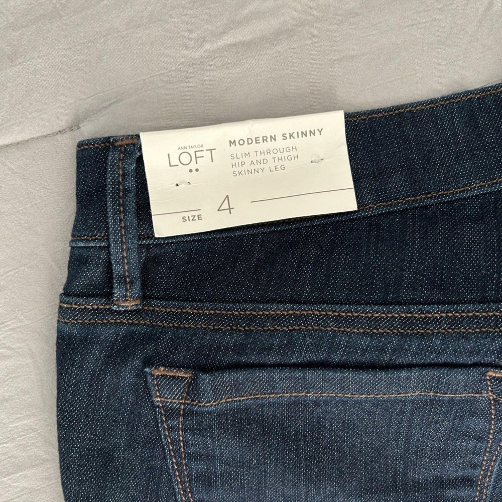 NWT Ann Taylor LOFT | modern high rise | Skinny Jeans Size 27/4